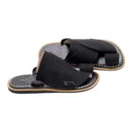 حذاء شرقى سادة جلد طبيعى