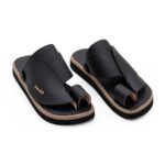 ⁦حذاء شرقى سادة جلد طبيعى⁩ - الصورة ⁦2⁩