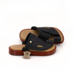 حذاء شرقى فاخر