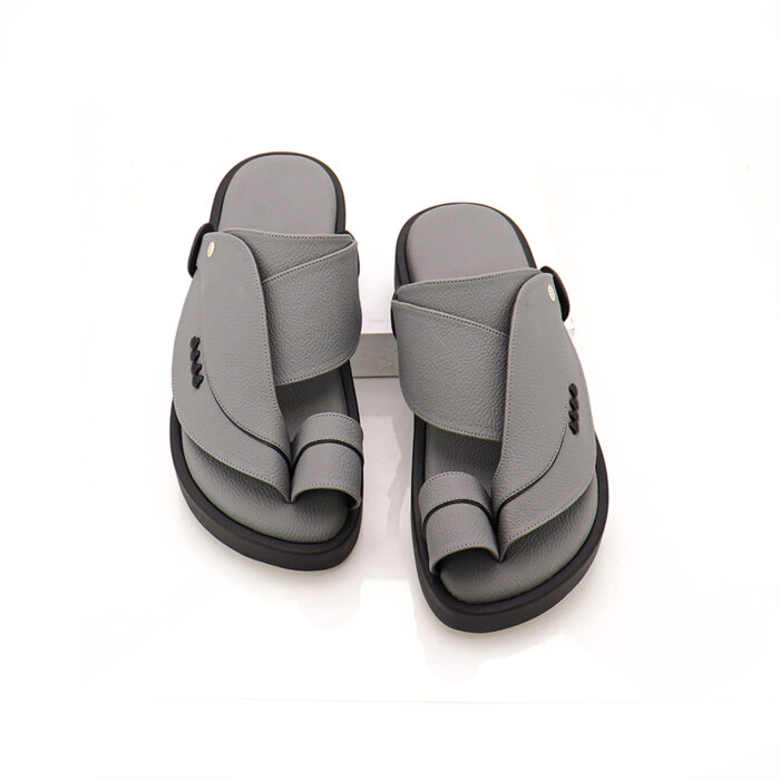 ⁦حذاء شرقى فاخر⁩ - الصورة ⁦2⁩