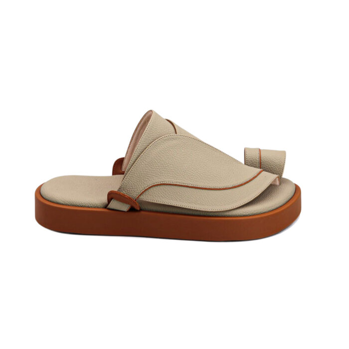 ⁦حذاء شرقى فاخر⁩ - الصورة ⁦3⁩